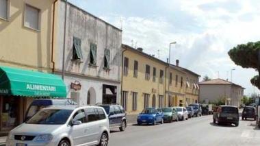 Tante le insidie per la sicurezza dei pedoni al Cafaggio Annosi problemi già più volte segnalati ma sempre purtroppo attuali