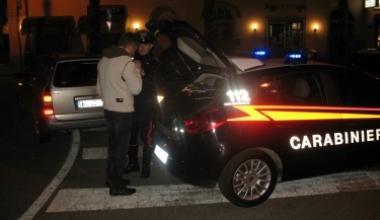 Tenta di corrompere i carabinieri: denunciato un cinese