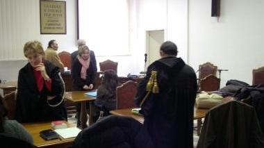 Un’aula del tribunale di Pontedera