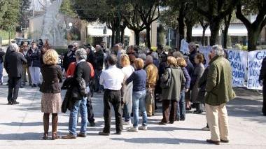Una delle manifestazioni contro gli aumenti della bolletta dell’acqua Sotto il presidente Ermindo Tucci