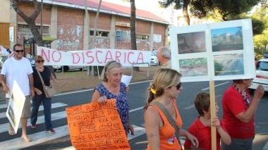 Una delle proteste organizzate dal comitato del Limoncino contro i rifiuti