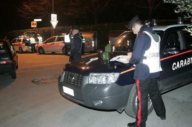 Una pattuglia di carabinieri 