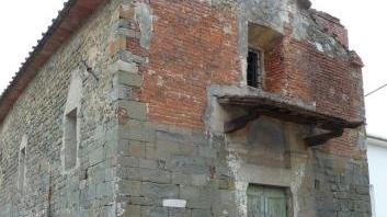 L’antica e malridotta chiesa di Rimortoli