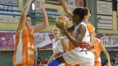 Mery Andrade in azione; nella foto piccola Licia Corradini (foto Vasco Favilla)