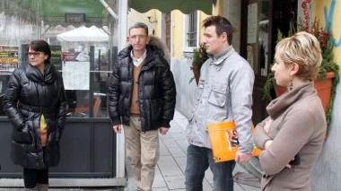 Alcuni dei commercianti che protestano
