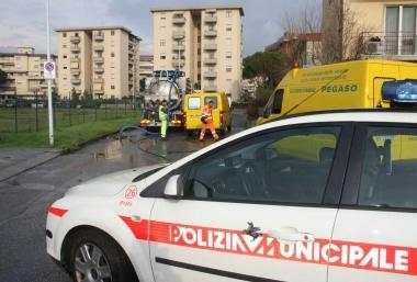 Camion perde gasolio alle Badie