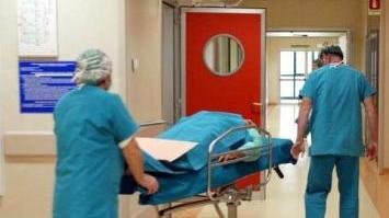 Infermieri al lavoro in un ospedale