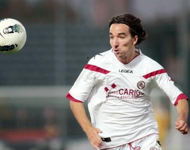 <b>DISCORDIA. </b>A sinistra Alessandro Lambrughi, al centro Andrea Luci: i due sono stati protagonisti di un duro screzio al termine della partita di Modena A destra il presidente amaranto Aldo Spinelli   
