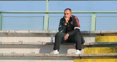 Giacomo Lazzini, 43 anni, originario di Carrara ma lucchese di adozione, sta portando lFc Lucca verso la serie D (Vip) 