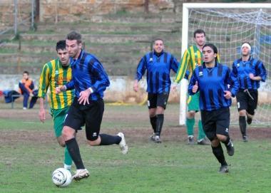 Una ripartenza di Iacopo Rocchiccioli autore del primo gol piombinese, sotto lazione del raddoppio di Fornaciari e Michele Taddei Castelli ex Elba 2000 ieri al debutto in nerazzurro    