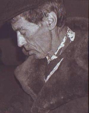 Scultura dedicata a Carlo Alberto nella casa di riposo