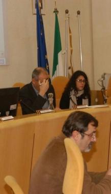Il presidente Andrea Pieroni ai banchi della giunta provinciale      
