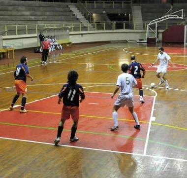 Unazione di una partita di calcetto 