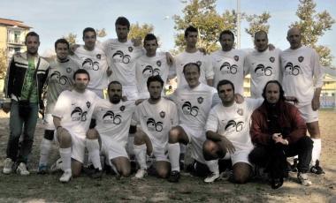 <b>BRUTTO KO. </b>La formazione dellOstras Beach      
