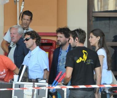 La protagonista femminile Ariadna Romero durante le riprese a Villa Bottini 