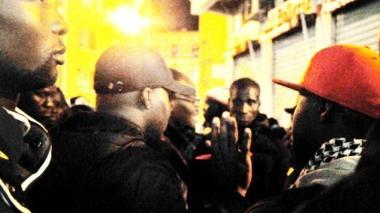 <b>IN RIUNIONE </b>La comunità senegalese in piazza Cavallotti (foto Laura Lezza)