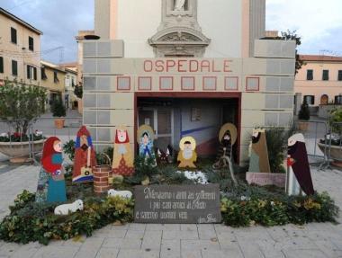 Il presepe allestito dal comitato pro ospedale