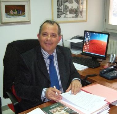 Il preside dellistituto Cattaneo Salvatore Caruso 