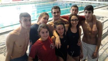 I ragazzi del Nuoto Valdinievole per Salvamento che hanno partecipato ai campionati assoluti a squadre di categoria         
