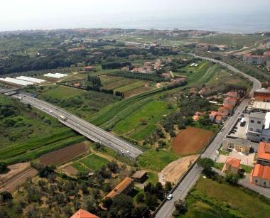 Unimmagine dallalto dellarea dove sorger&agrave; il nuovo ospedale 