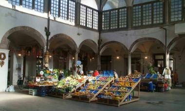Mercato del Carmine c'è un solo progetto e la gara è a rischio