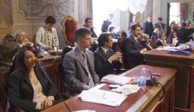 Agguato di Firenze, il consiglio comunale raccoglie fondi