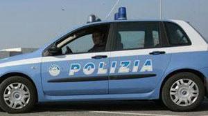 Nell'inseguimento parte un colpo, agente di polizia ferisce un albanese
