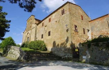 La pieve di Santa Maria a Chianni 