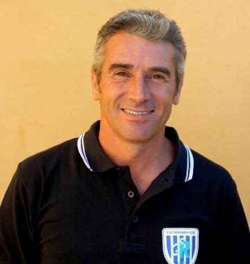 <b>IL MISTER</b>   Riccardo Fratini sta disegnando in campo il nuovo Rosignano   