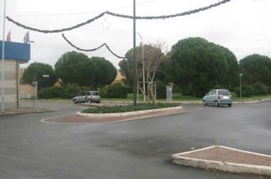 <b>ROTATORIA. </b>In via Bianciardi   