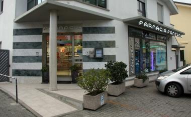 <b>CUP ADDIO. </b>La farmacia Fontana in via Roma     