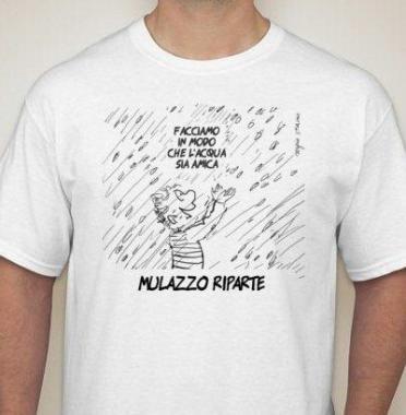 La maglia con la vignetta disegnata da Sergio Staino  