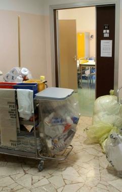 Pulizie, Uil contro Cisl «Sbaglia sull'accordo»
