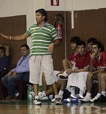 Federico Santi, coach della Cestistica Pescia 