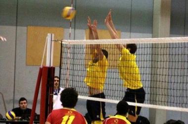 Un match di pallavolo del Cus 