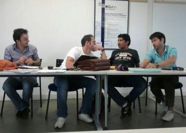 <b>IL MASTER. </b> A sinistra i ragazzi del master Sint. A destra il direttore del consorzio Quinn, Marco Bernardini. Sotto il prof Leonardo Tognotti 