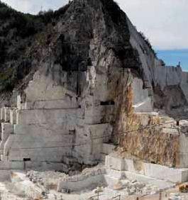 Una veduta di cave 