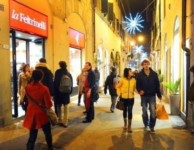 Negozi in via degli Orafi e la galleria di Panorama  
