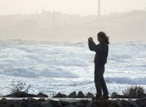 Ripresi collegamenti marittimi con l'Elba, stanotte disagi per le raffiche di vento