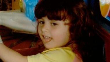 BACI PER LUCREZIA!! Sei anni fa hai fatto felici i tuoi genitori, mamma Susy, babbo Enzo, tua sorella ...