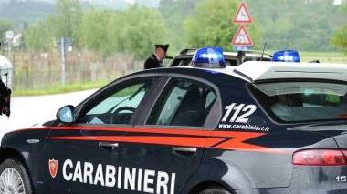 Un’auto dei carabinieri