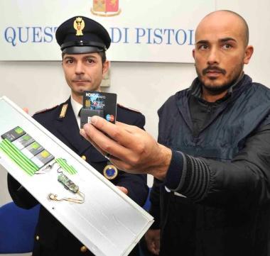 Parte del materiale sequestrato 