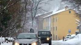 Prudenza quando si guida sulla neve (Vip)