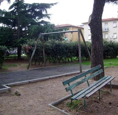 Laltalena scomparsa nel parco dellasilo di via Donnini  