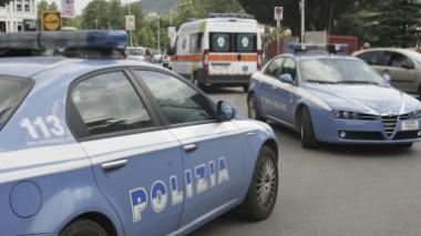 Tentano di svaligiare un negozio: arrestati dalla polizia