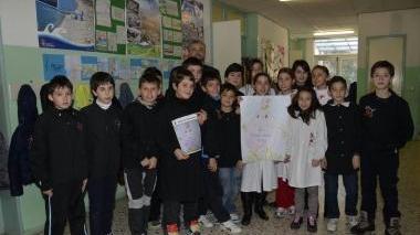 <b>VINCITORI. </b>La classe con il disegno che ha vinto