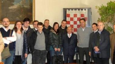 I giornalisti col sindaco in Comune