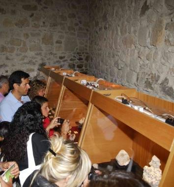 Una mostra sui minerali elbani a San Piero 