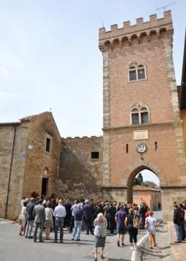 Lingresso di Bolgheri 