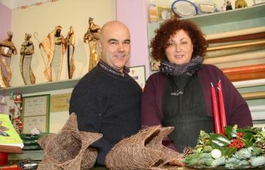 Corrado e Morena Venturi titolari del negozio Nel giardino di Giulia 